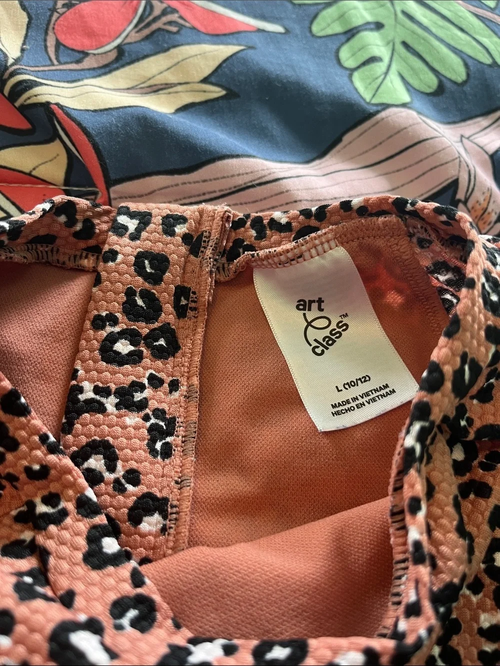 Long sleeved swimsuit new